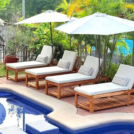 Hotel Villas Ema Сиуатанехо Экстерьер фото